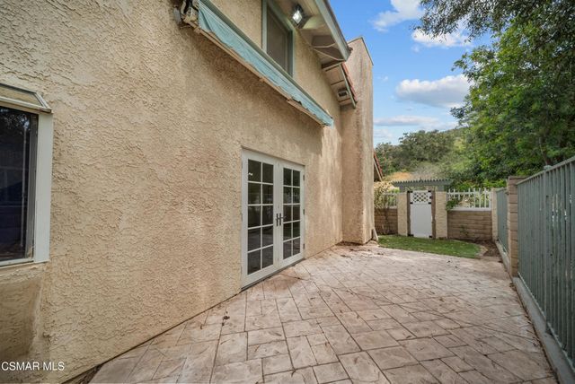 561 Walter Avenue, Newbury Park, CA 91320