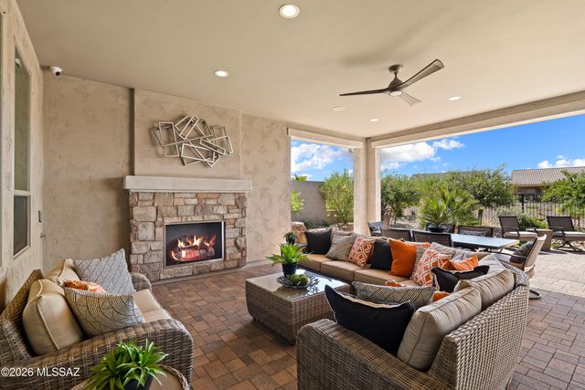 61369 E Limestone Street, Oracle, AZ 85623