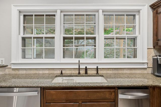 1374 Pembridge Trace NW, Kennesaw, GA 30152