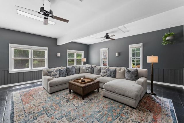 1374 Pembridge Trace NW, Kennesaw, GA 30152
