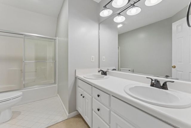 1374 Pembridge Trace NW, Kennesaw, GA 30152