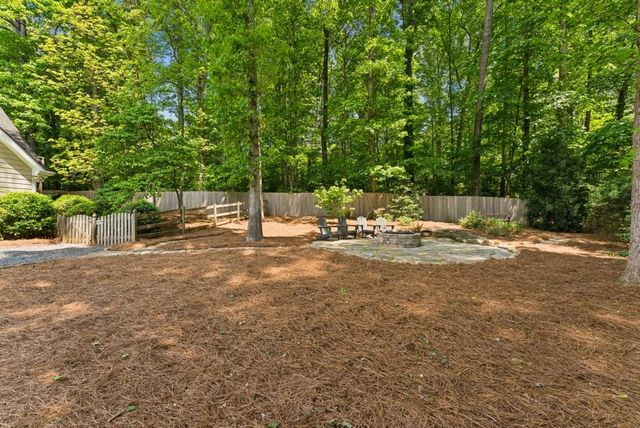 1374 Pembridge Trace NW, Kennesaw, GA 30152