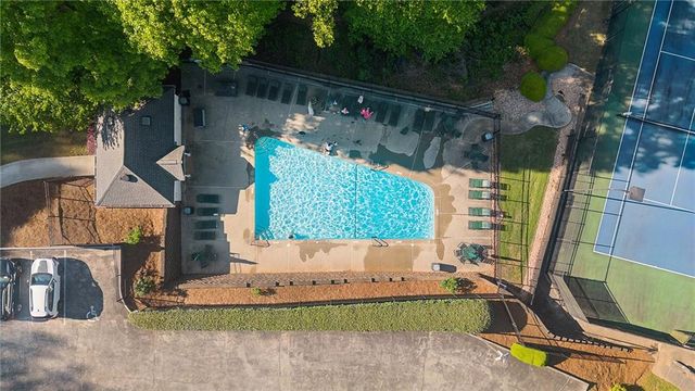1374 Pembridge Trace NW, Kennesaw, GA 30152