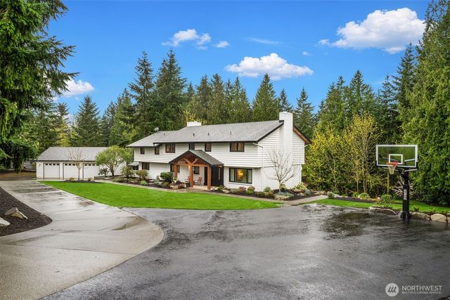 15018 152nd Avenue NE, Woodinville, WA 98072