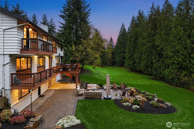 15018 152nd Avenue NE, Woodinville, WA 98072