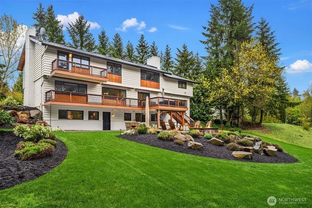 15018 152nd Avenue NE, Woodinville, WA 98072