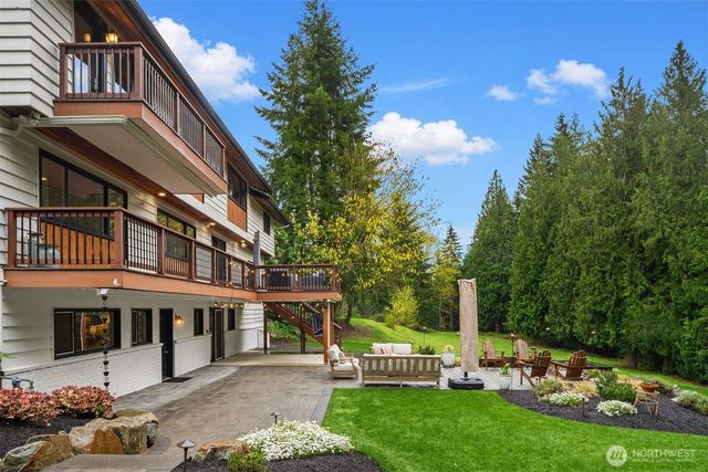 15018 152nd Avenue NE, Woodinville, WA 98072