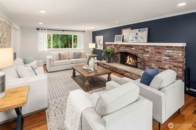 15018 152nd Avenue NE, Woodinville, WA 98072
