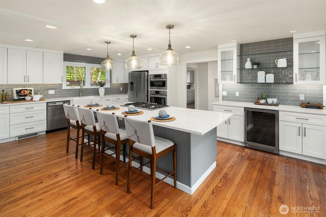 15018 152nd Avenue NE, Woodinville, WA 98072