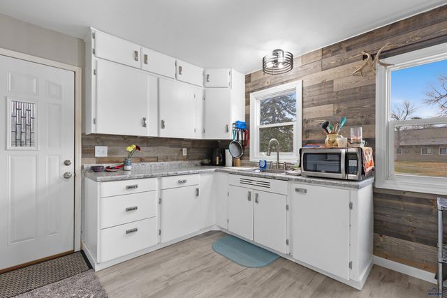 1503 SIOUX AVE, Rapid City, SD 57701