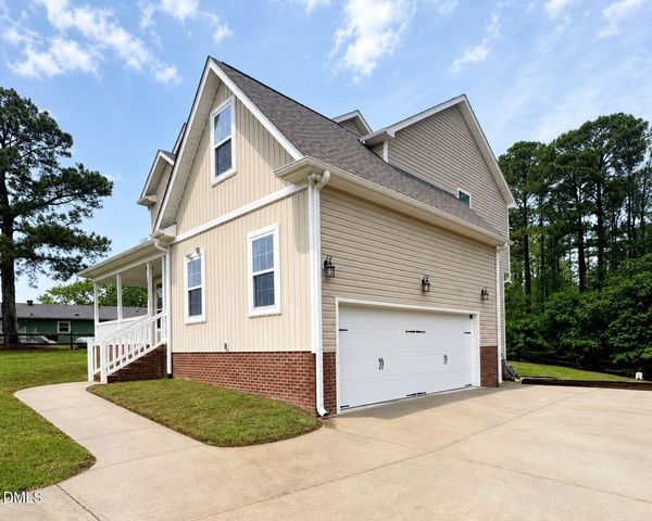 1003 Irongate Drive, Apex, NC 27502