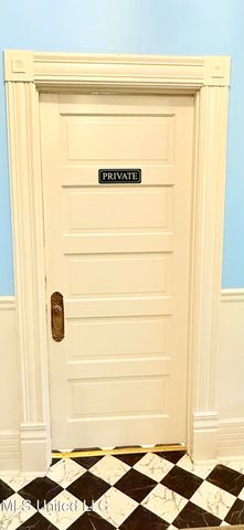 433 S Main Street, Grenada, MS 38901