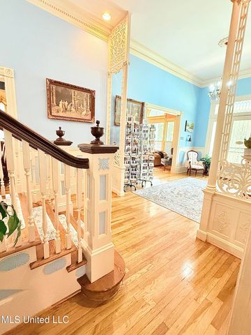 433 S Main Street, Grenada, MS 38901