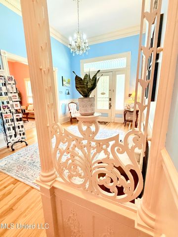 433 S Main Street, Grenada, MS 38901