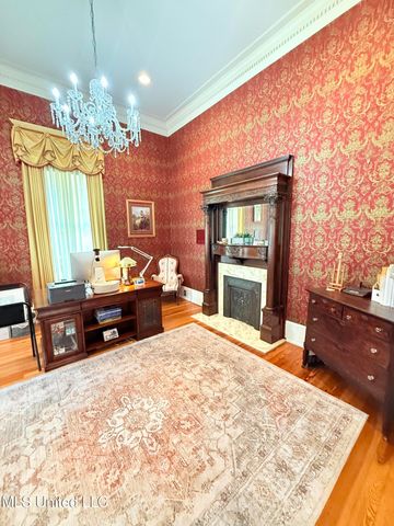 433 S Main Street, Grenada, MS 38901