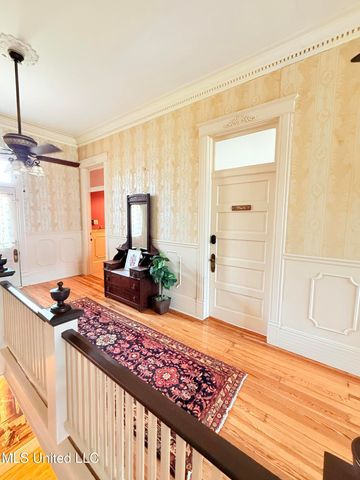 433 S Main Street, Grenada, MS 38901