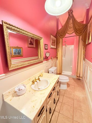 433 S Main Street, Grenada, MS 38901