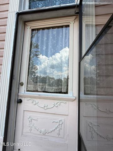 433 S Main Street, Grenada, MS 38901