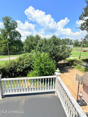 433 S Main Street, Grenada, MS 38901