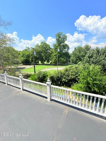 433 S Main Street, Grenada, MS 38901