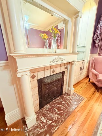 433 S Main Street, Grenada, MS 38901