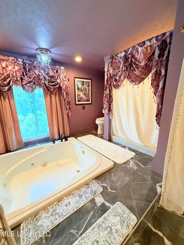 433 S Main Street, Grenada, MS 38901