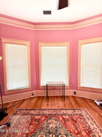 433 S Main Street, Grenada, MS 38901