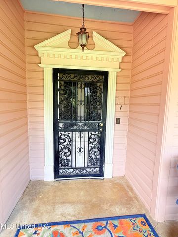 433 S Main Street, Grenada, MS 38901