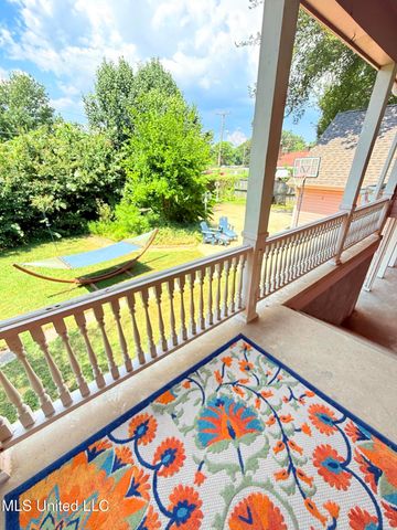 433 S Main Street, Grenada, MS 38901