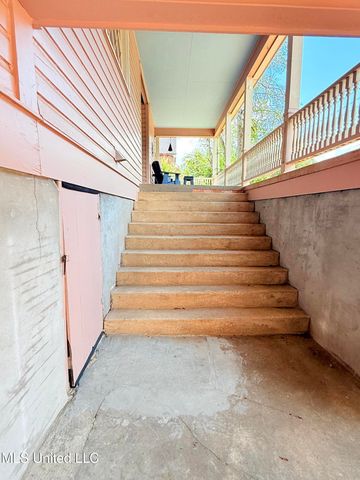 433 S Main Street, Grenada, MS 38901