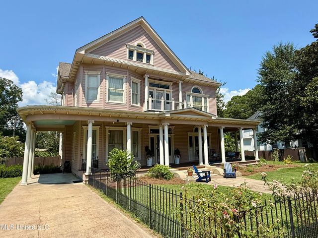 433 S Main Street, Grenada, MS 38901