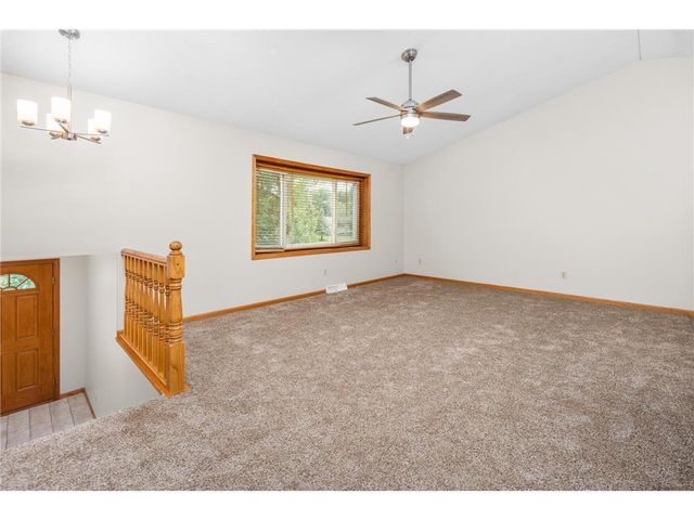 7009 Rolling View Drive, Saint Cloud, MN 56303