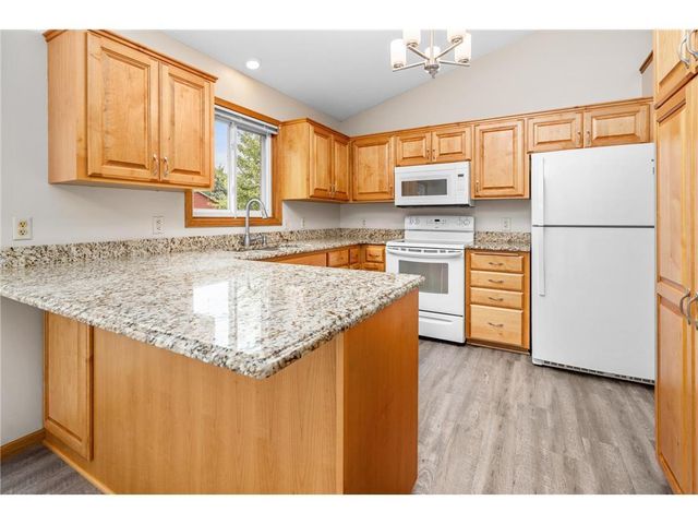 7009 Rolling View Drive, Saint Cloud, MN 56303