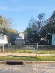 208 Tennessee Avenue, Wilmington, NC 28401