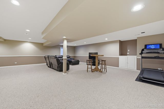 1650 Fox Trail Drive, Batavia, IL 60510