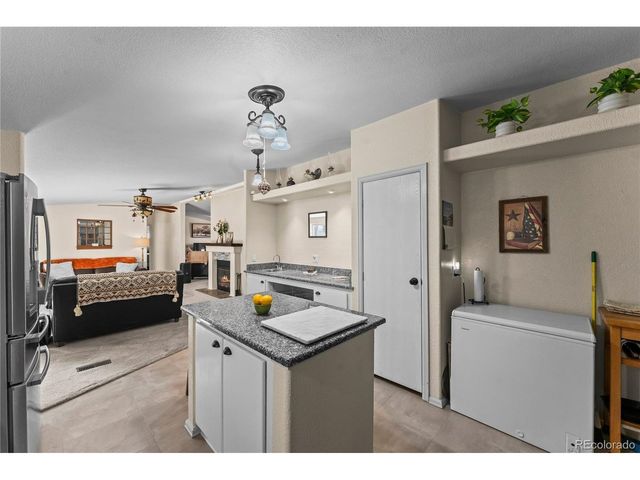 146 Kokwapy Ct, Florissant, CO 80816