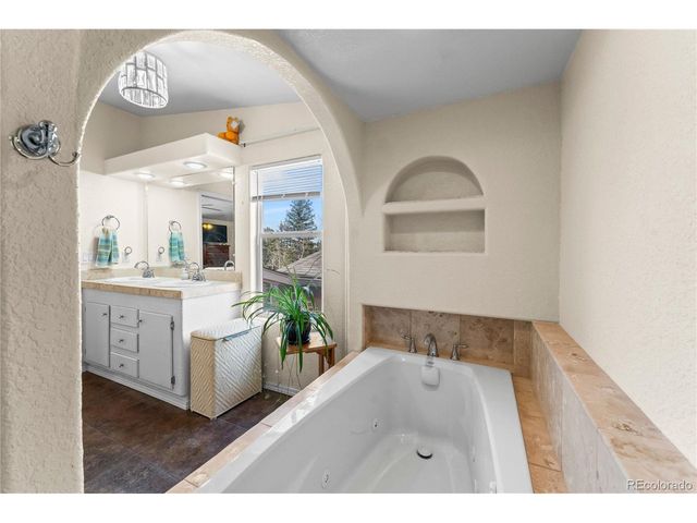 146 Kokwapy Ct, Florissant, CO 80816