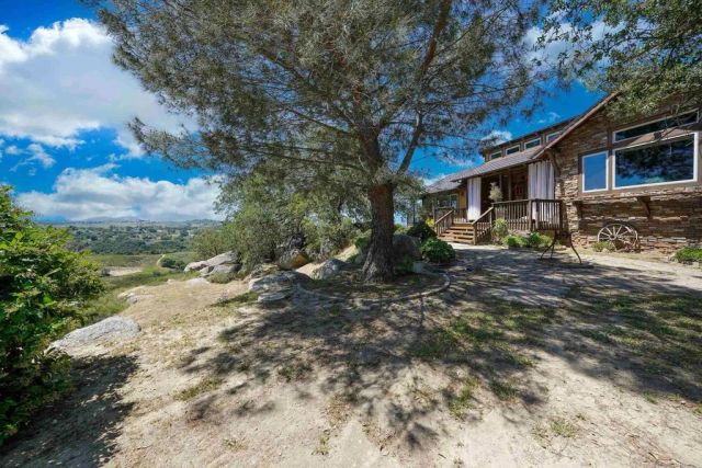 21057 Sutherland Dam Road, Ramona, CA 92065