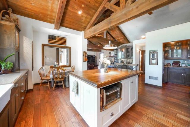 21057 Sutherland Dam Road, Ramona, CA 92065