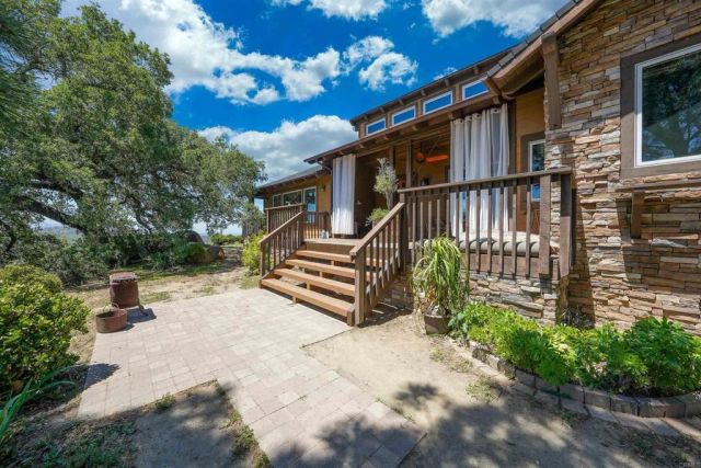 21057 Sutherland Dam Road, Ramona, CA 92065