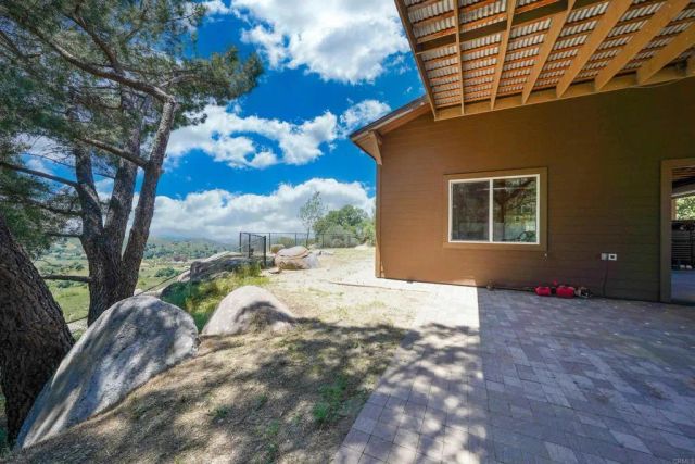 21057 Sutherland Dam Road, Ramona, CA 92065