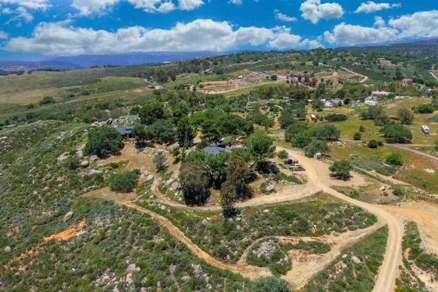 21057 Sutherland Dam Road, Ramona, CA 92065