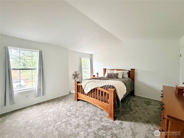 18902 133rd Place SE, Renton, WA 98058