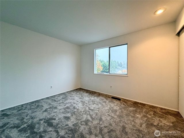 18902 133rd Place SE, Renton, WA 98058