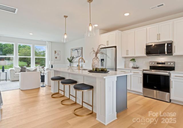 8105 Shinkansen Drive 8105, Charlotte, NC 28213