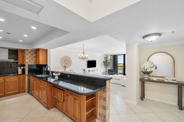 4748 S Ocean Boulevard S 702, Highland Beach, FL 33487