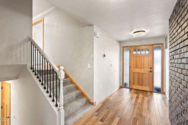 1430 NE Sharkey Terrace, Bend, OR 97701