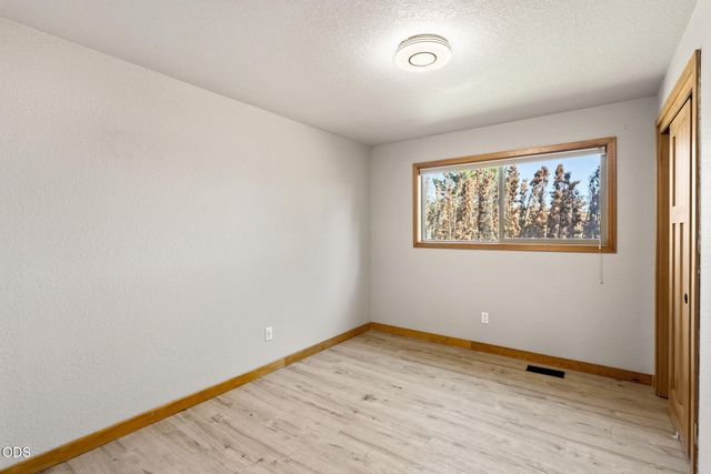 1430 NE Sharkey Terrace, Bend, OR 97701