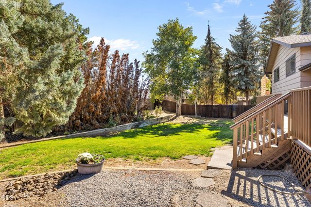 1430 NE Sharkey Terrace, Bend, OR 97701