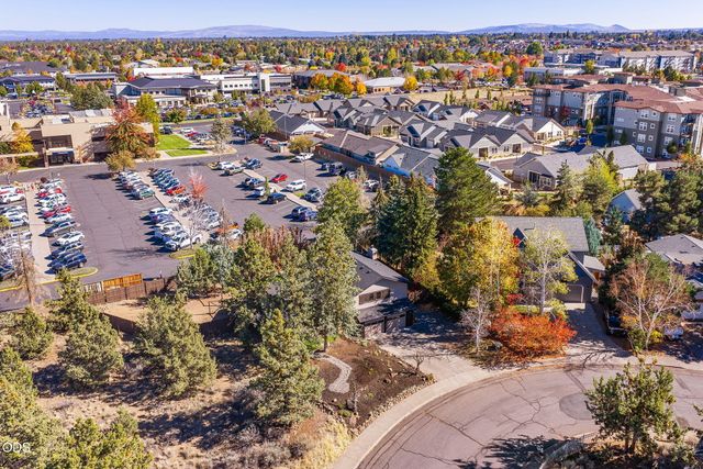 1430 NE Sharkey Terrace, Bend, OR 97701